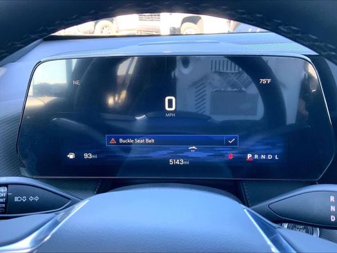 Used 2025 Chevrolet Equinox LT w/ Midnight Edition image 25