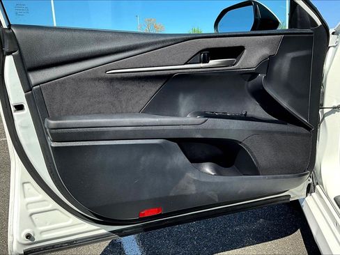 Used 2025 Toyota Camry LE image 21