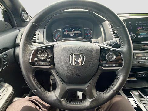 Used 2021 Honda Passport Touring image 11