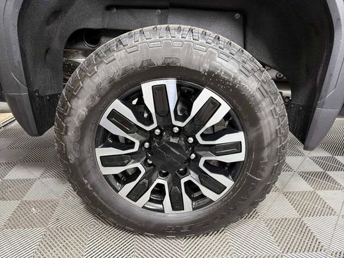 New 2026 GMC Sierra 2500 Denali Ultimate AWD/4WD image 13