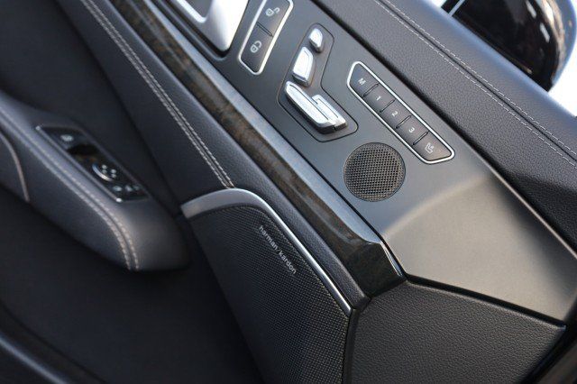 Used 2014 Mercedes-Benz SL 550 image 38