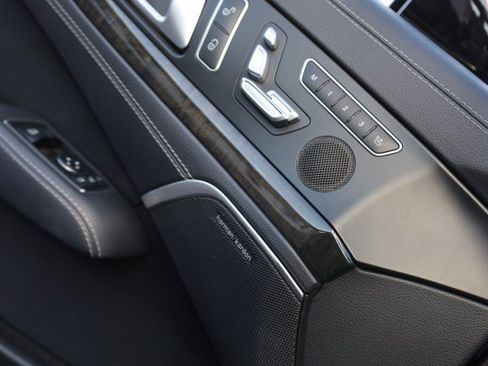 Used 2014 Mercedes-Benz SL 550 image 38