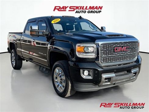 Used 2019 GMC Sierra 2500 Denali w/ Duramax Plus Package image 1