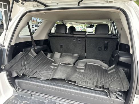 Used 2021 Toyota 4Runner SR5 Premium w/ Moonroof Package AWD/4WD image 58