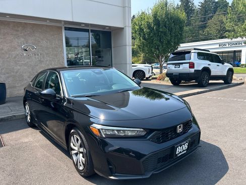 Used 2025 Honda Civic LX image 3