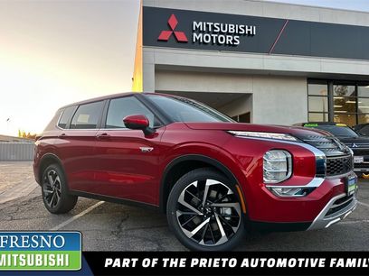 New 2025 Mitsubishi Outlander SE