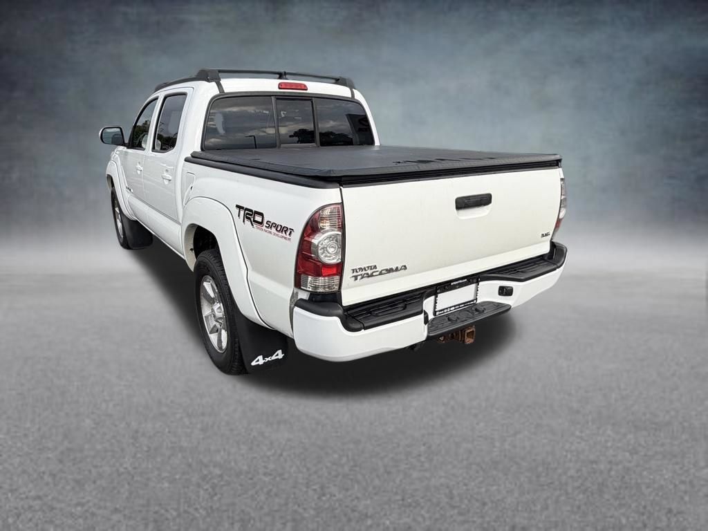 Used 2015 Toyota Tacoma 4x4 Double Cab w/ TRD Sport Package image 3