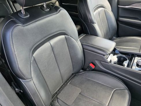 Used 2022 Jeep Grand Cherokee Limited 4xe w/ Luxury Tech Group II image 29