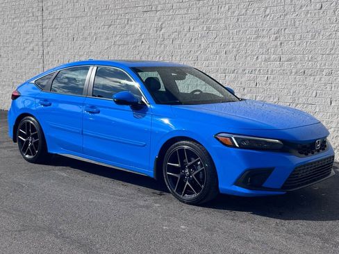 Used 2024 Honda Civic Sport Touring image 6