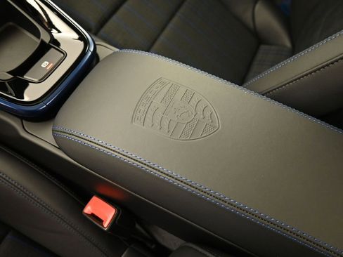 Certified 2026 Porsche 911 Carrera T image 28