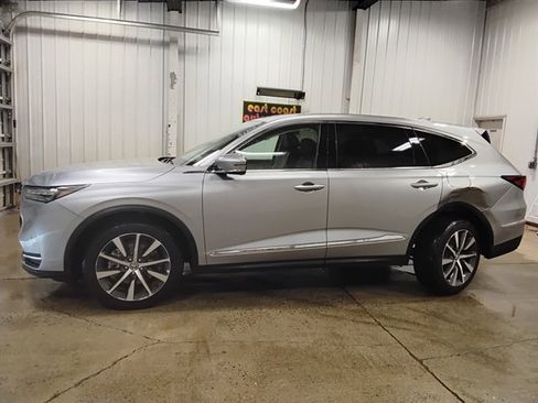 Used 2025 Acura MDX SH-AWD w/ Technology Package image 2