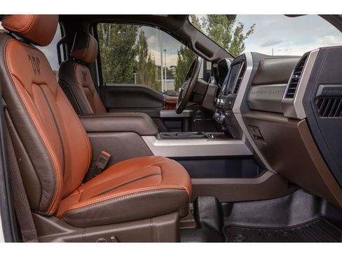 Used 2022 Ford F450 King Ranch w/ King Ranch Ultimate Package image 11