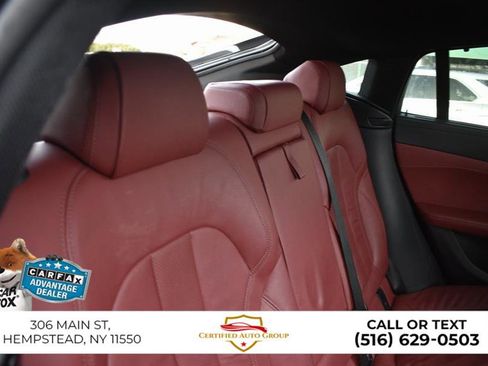 Used 2022 BMW X6 xDrive40i w/ Executive Package image 29