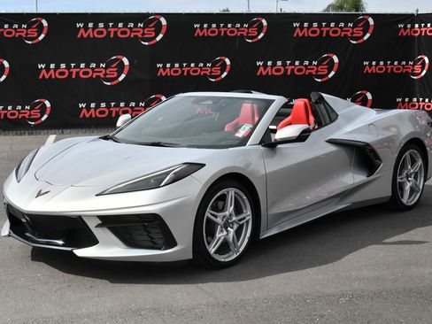 Used 2024 Chevrolet Corvette Stingray Convertible w/ 1LT image 12