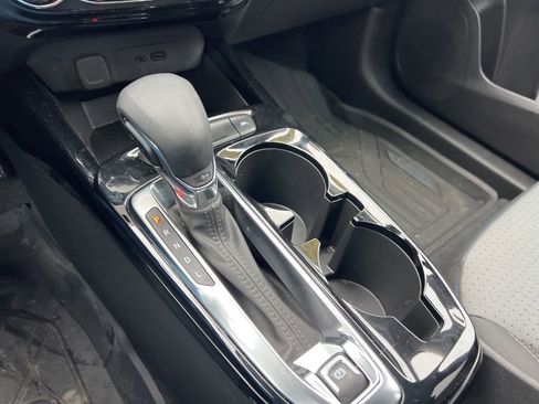 Used 2024 Chevrolet Trax LT w/ Driver Confidence Package image 14