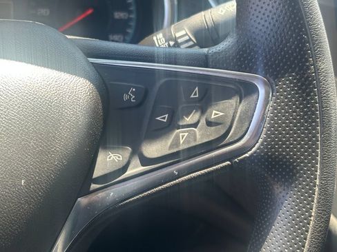 Used 2020 Chevrolet Malibu LT FWD image 18