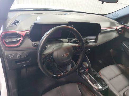 Used 2024 Chevrolet TrailBlazer RS AWD/4WD image 15
