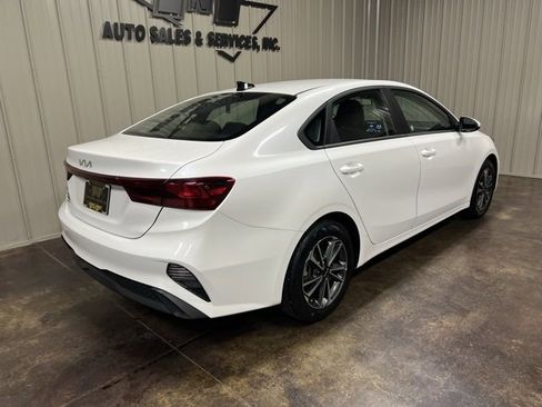 Used 2024 Kia Forte LXS image 8