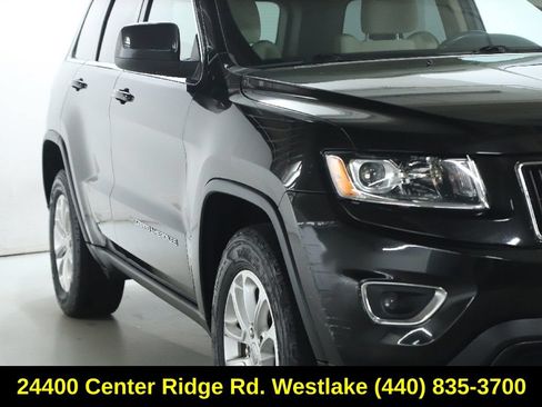 Used 2014 Jeep Grand Cherokee Laredo w/ 18" Wheel & 8.4" Radio Group AWD/4WD image 9