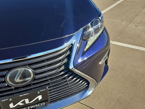 Used 2017 Lexus ES 350 image 11