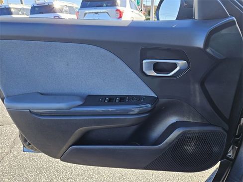 Used 2025 Kia K4 EX image 29