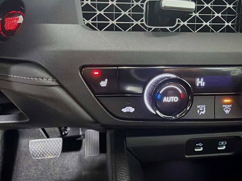 Used 2023 Honda Accord EX image 17