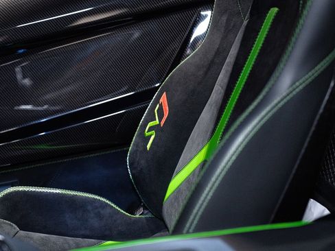 Used 2021 Lamborghini Aventador SVJ image 32