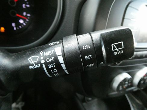 Used 2018 Kia Soul image 41