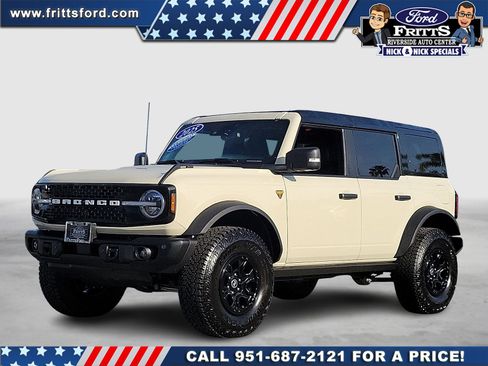 Certified 2025 Ford Bronco Badlands AWD/4WD image 1