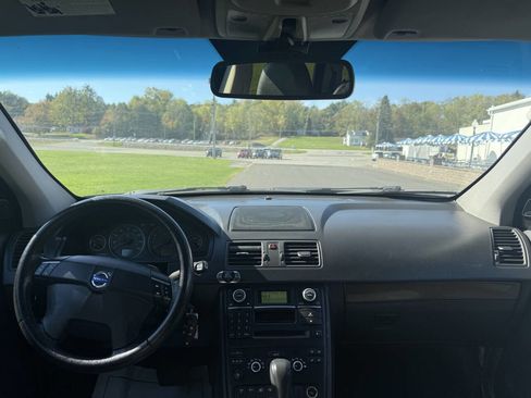 Used 2010 Volvo XC90 3.2 image 11