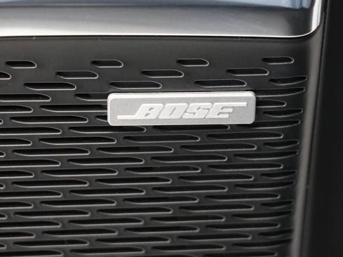 Used 2025 GMC Acadia Elevation image 26