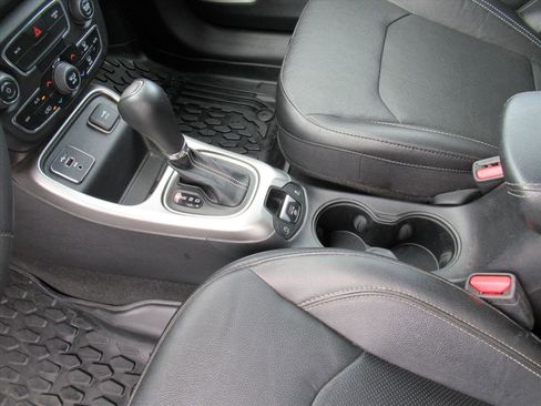 Used 2021 Jeep Compass Latitude image 17