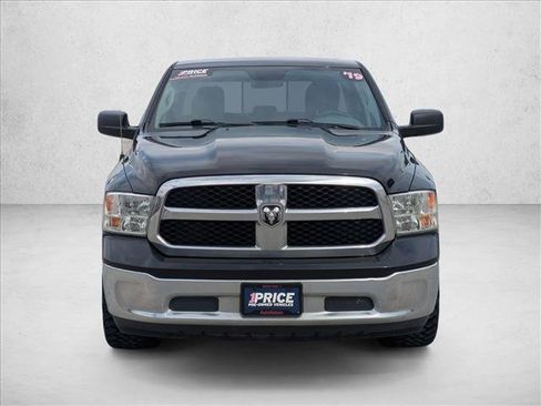 Used 2019 RAM 1500 Classic SLT image 2