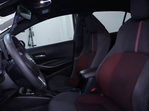 Used 2024 Toyota Corolla SE image 13