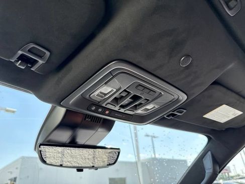 Used 2026 GMC Sierra 1500 Denali Ultimate AWD/4WD image 19