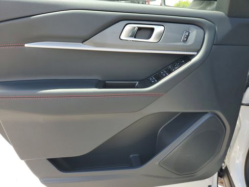 New 2026 Ford Explorer ST-Line RWD image 13