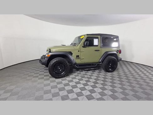 Used 2025 Jeep Wrangler Sport AWD/4WD image 51