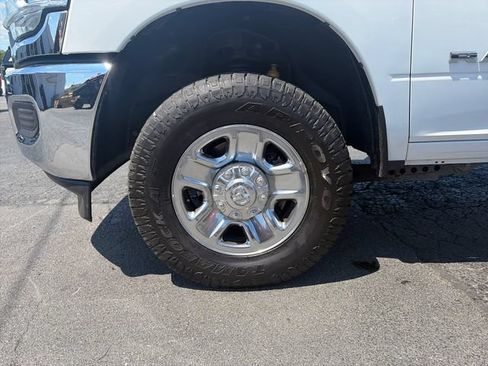 Used 2021 RAM 3500 Tradesman w/ Chrome Appearance Group AWD/4WD image 22
