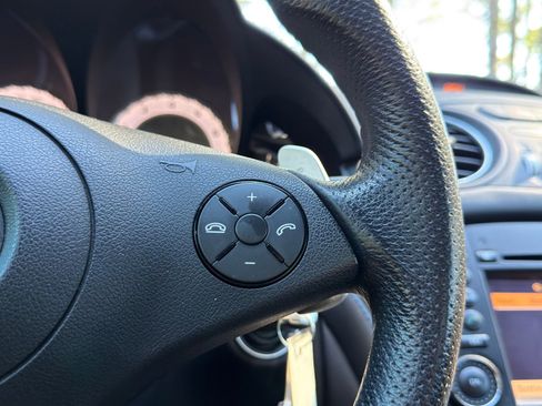 Used 2009 Mercedes-Benz SL 63 AMG image 17