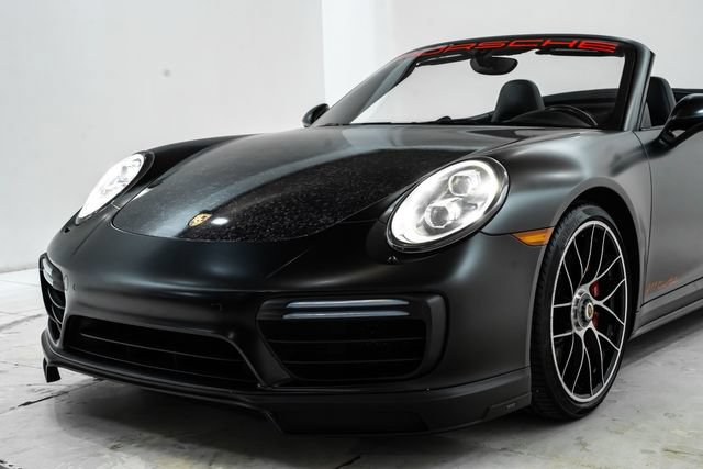 Used 2017 Porsche 911 4 Cabriolet AWD/4WD image 17