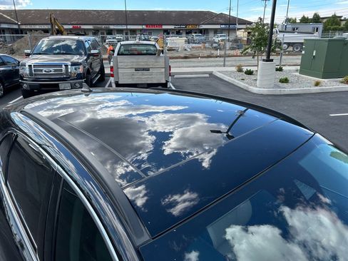 Used 2022 Ford Escape Titanium w/ Class II Trailer Tow Package image 29