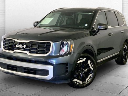 Certified 2024 Kia Telluride S w/ S Sunroof Package AWD/4WD image 12