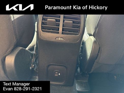 Used 2022 Ford Escape SE w/ Convenience Package image 16