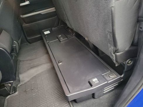 Used 2016 Toyota Tundra SR5 image 19