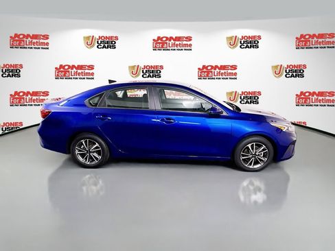 Used 2023 Kia Forte LXS FWD image 16