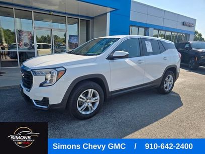 Used 2023 GMC Terrain SLE w/ LPO, Floor Liner Package