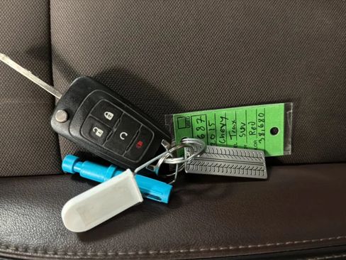 Used 2015 Chevrolet Trax LT w/ LT Plus Package FWD image 23