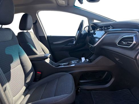 Used 2022 Chevrolet Bolt LT image 17
