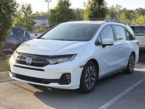 Used 2026 Honda Odyssey EX-L image 3