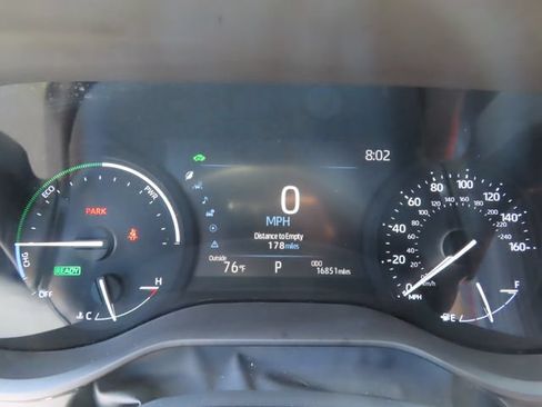 Used 2024 Toyota Sienna XSE w/ XSE Premium Package AWD/4WD image 20